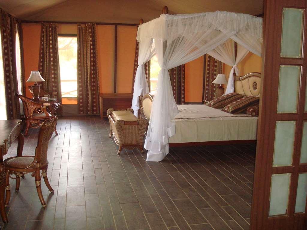 Отель Kilima Safari Camp Oloitokitok Номер фото
