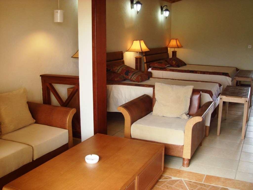 Отель Kilima Safari Camp Oloitokitok Номер фото
